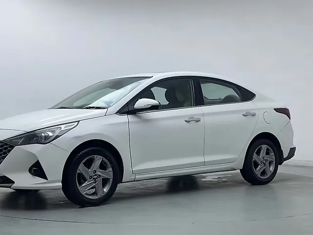 Used 2022 Hyundai Verna in Delhi Used 2022 Hyundai Verna in Delhi