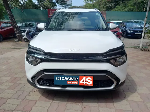 Used 2024 Kia Carens in Mumbai
