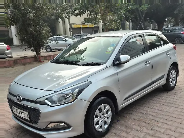 Used Hyundai i20 [2010-2012] Era 1.2 BS-IV in Ghaziabad