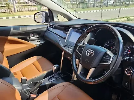 Used Toyota Innova Crysta [2016-2020] 2.4 ZX AT 7 STR in Chandigarh
