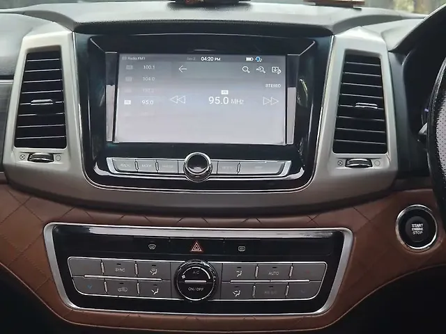 Used Mahindra Alturas G4 4WD AT in Delhi