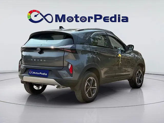 Used Tata Nexon Creative Plus 1.2 Petrol 6AMT [2023-2025] in Delhi