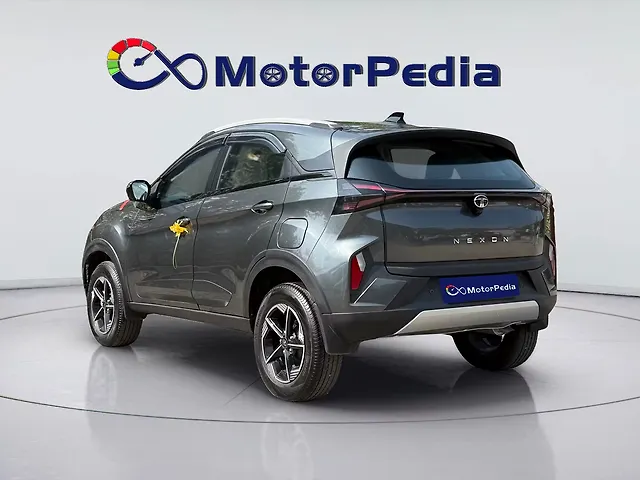 Used Tata Nexon Creative Plus 1.2 Petrol 6AMT [2023-2025] in Delhi