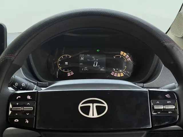 Used Tata Nexon Creative Plus 1.2 Petrol 6AMT [2023-2025] in Delhi