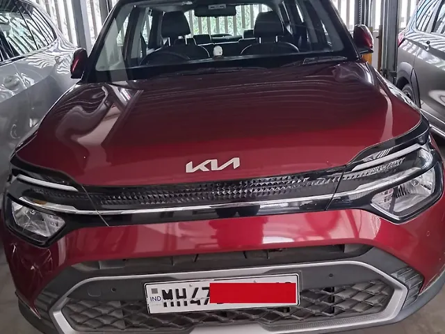 Used 2022 Kia Carens in Mumbai