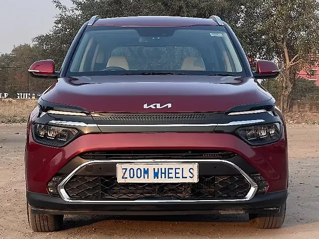 Used 2022 Kia Carens in Delhi