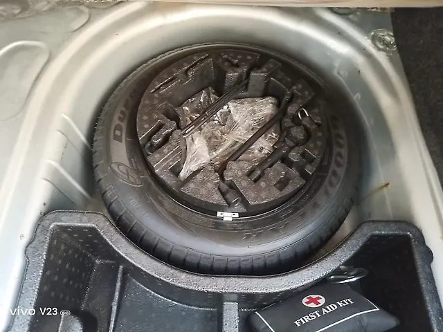 Used Skoda Rapid Style 1.6 MPI AT in Mumbai