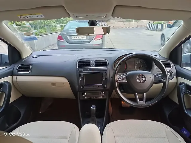 Used Skoda Rapid Style 1.6 MPI AT in Mumbai