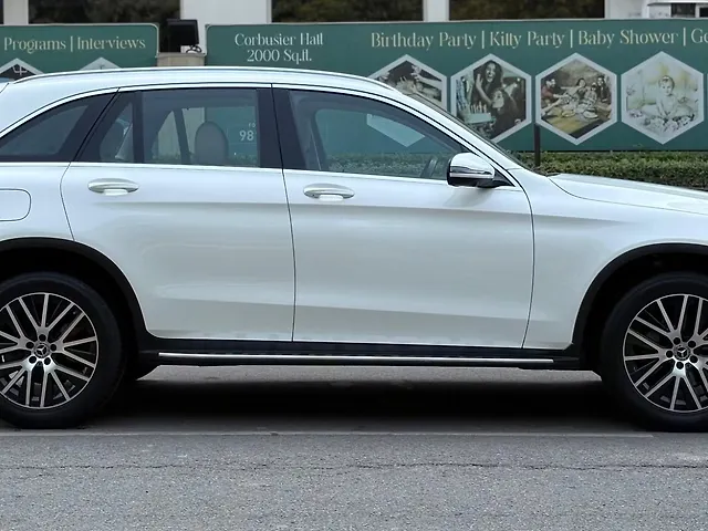Used Mercedes-Benz GLC [2019-2023] 220d 4MATIC Progressive in Chandigarh