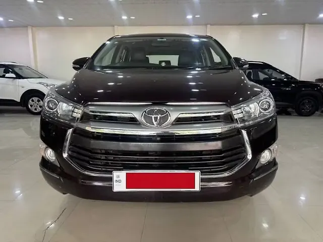 Used 2016 Toyota Innova Crysta in Pune