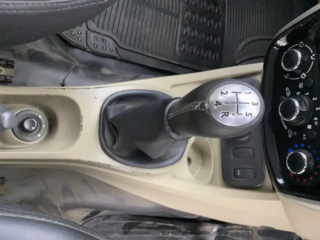 Used Nissan Terrano [2013-2017] XL (P) in Mumbai