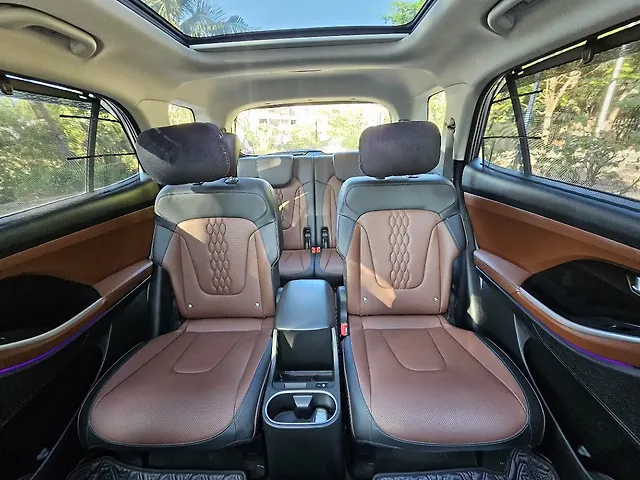 Used Hyundai Alcazar [2023-2024] Signature (O) 6 STR 1.5 Diesel AT in Mumbai