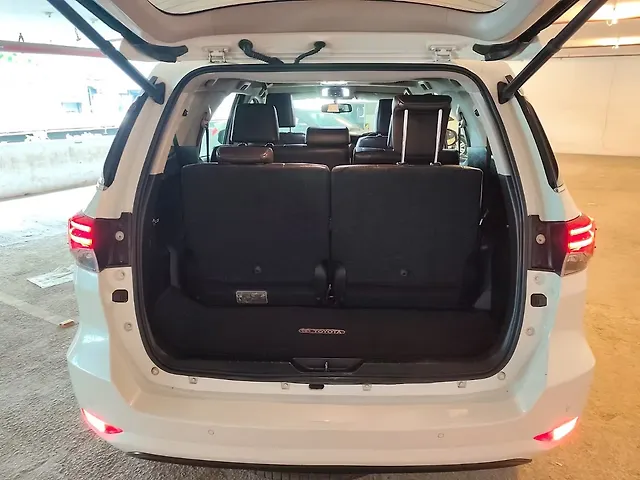 Used Toyota Fortuner [2016-2021] 2.8 4x2 AT in Mumbai