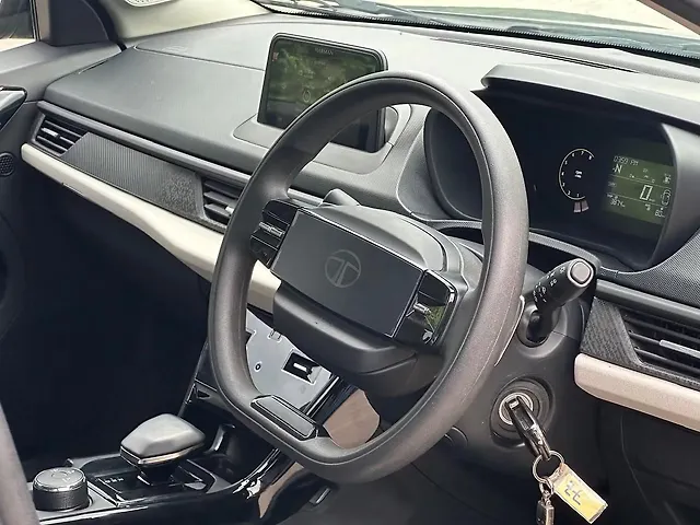 Used Tata Nexon Pure 1.2 Petrol 6AMT [2024-2025] in Delhi