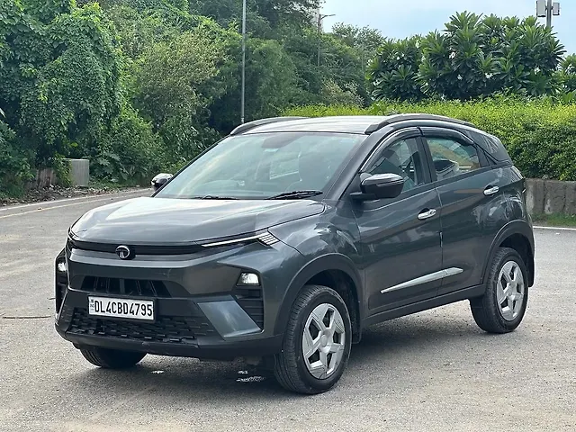 Used Tata Nexon Pure 1.2 Petrol 6AMT [2024-2025] in Delhi