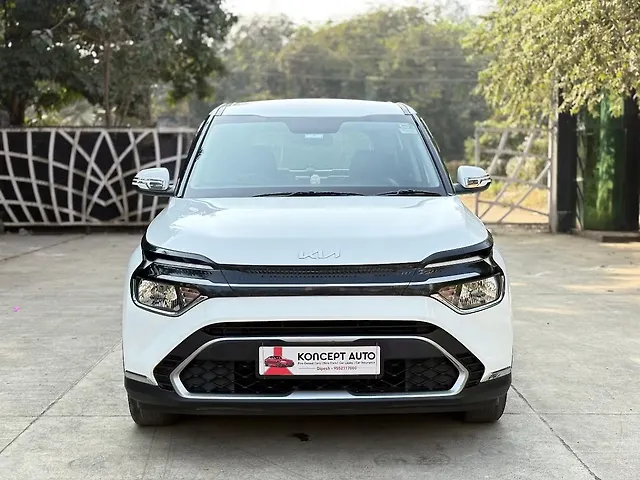 Used 2024 Kia Carens in Thane