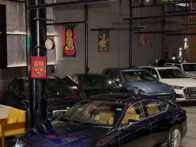 Used 2020 Lexus ES in Delhi