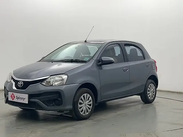 Used 2016 Toyota Etios Liva in Kolkata