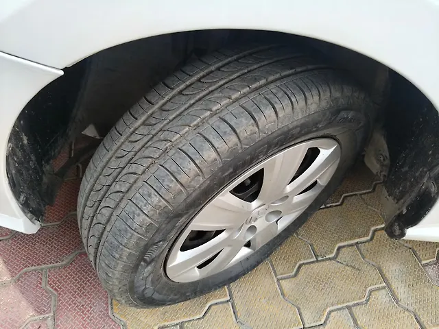 Used Volkswagen Ameo Comfortline 1.0L (P) in Gorakhpur