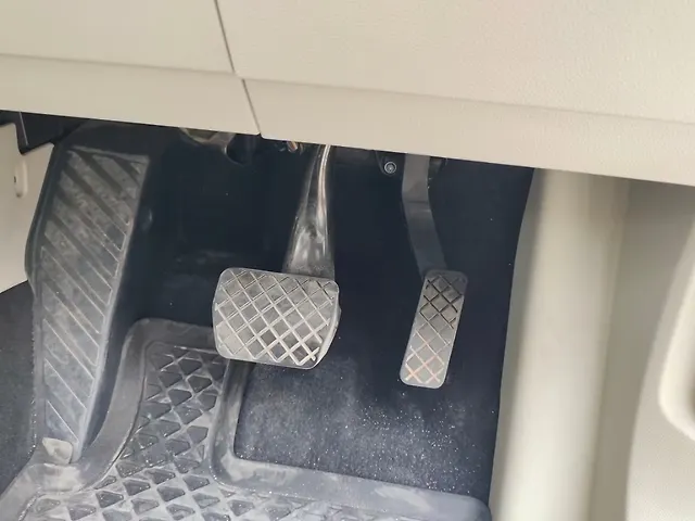 Used Volkswagen Tiguan Elegance 2.0 TSI DSG in Hyderabad