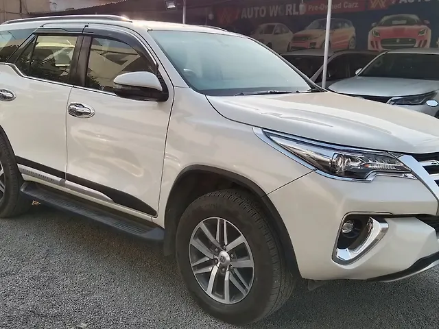 Used Toyota Fortuner [2016-2021] 2.8 4x4 AT [2016-2020] in Hyderabad