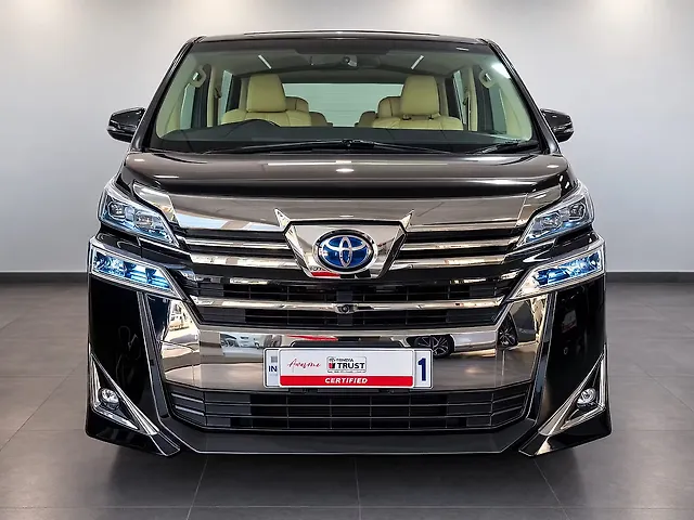 Used 2022 Toyota Vellfire in Delhi