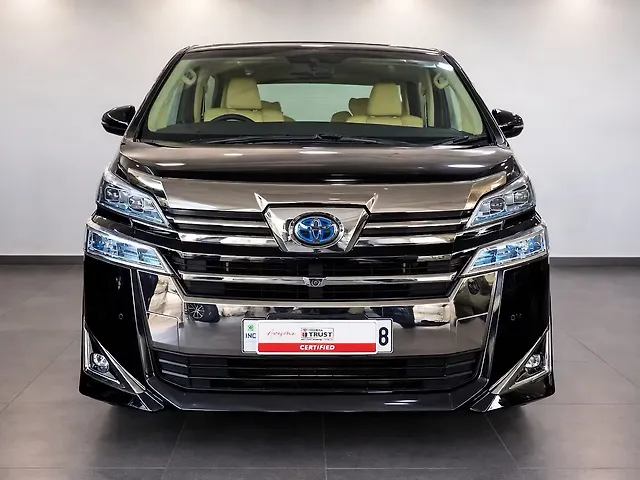 Used 2023 Toyota Vellfire in Delhi