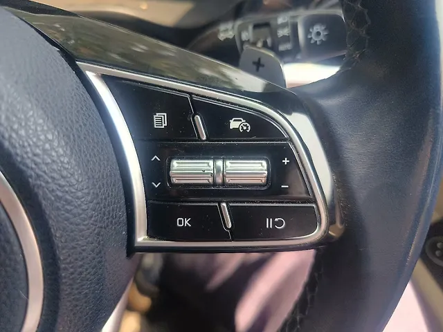 Used Kia Carens [2022-2023] Luxury Plus 1.4 Petrol DCT 6 STR in Mumbai