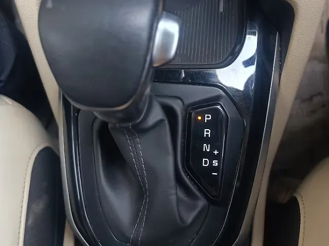 Used Kia Carens [2022-2023] Luxury Plus 1.4 Petrol DCT 6 STR in Mumbai