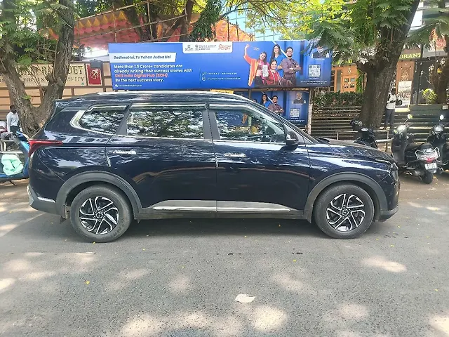 Used Kia Carens [2022-2023] Luxury Plus 1.4 Petrol DCT 6 STR in Mumbai