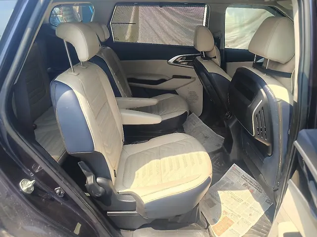 Used Kia Carens [2022-2023] Luxury Plus 1.4 Petrol DCT 6 STR in Mumbai