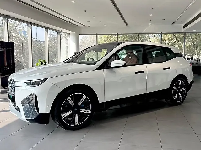 Used BMW iX xDrive 40 in Delhi