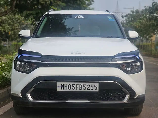 Used 2023 Kia Carens in Mumbai