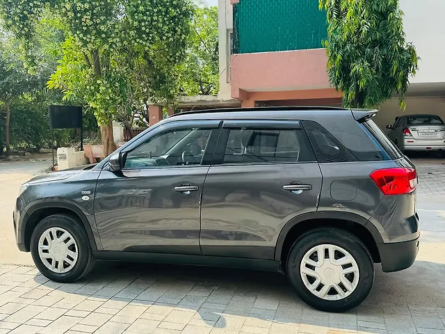 Used Maruti Suzuki Vitara Brezza [2016-2020] VDi AGS in Vadodara