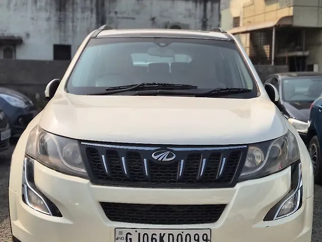 Used 2016 Mahindra XUV500 in Vadodara