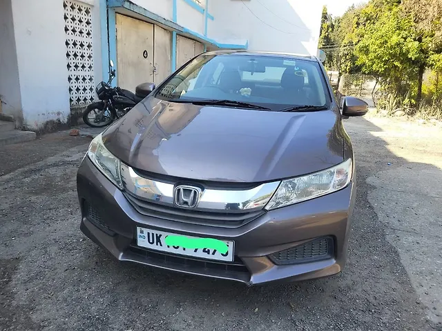 Used 2015 Honda Amaze in Dehradun