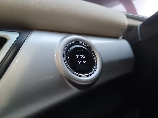 Used Mahindra Old Generation XUV700 AX7 Luxury Pack 2WD Petrol 2.0L Turbo Automatic 7 STR in Mumbai
