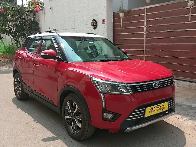 Used Mahindra XUV300 [2019-2024] W8(O) 1.5 Diesel Dual Tone [2020] in Chennai