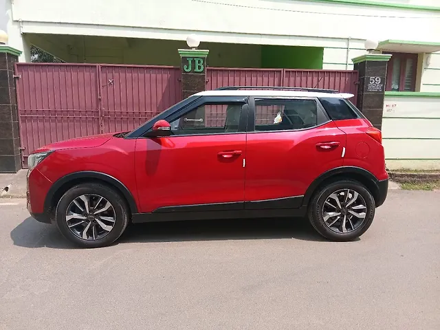 Used Mahindra XUV300 [2019-2024] W8(O) 1.5 Diesel Dual Tone [2020] in Chennai