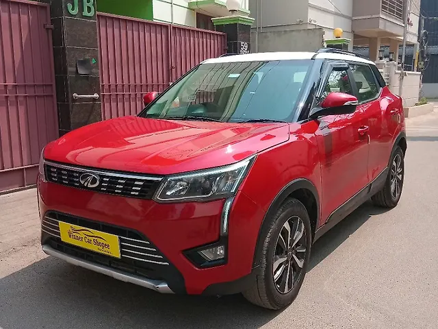 Used Mahindra XUV300 [2019-2024] W8(O) 1.5 Diesel Dual Tone [2020] in Chennai