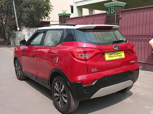 Used Mahindra XUV300 [2019-2024] W8(O) 1.5 Diesel Dual Tone [2020] in Chennai