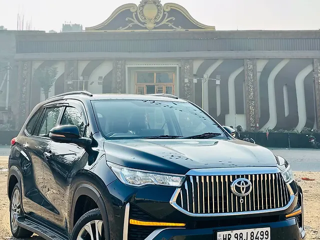 Used 2023 Toyota Innova Hycross in Delhi Used 2023 Toyota Innova Hycross in Delhi