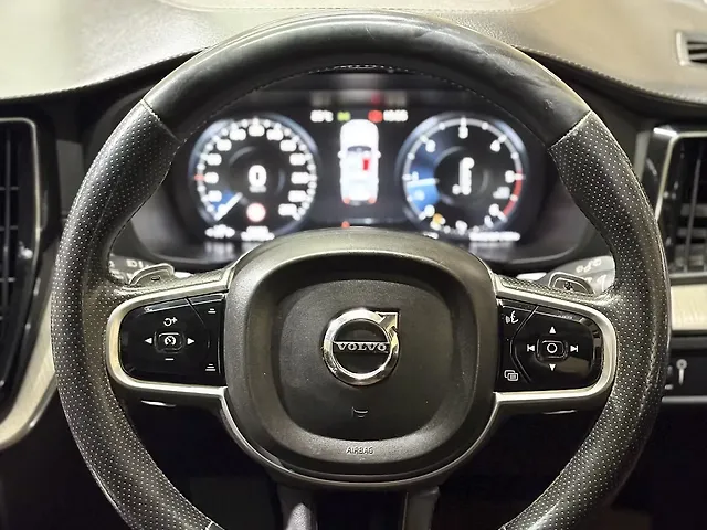 Used Volvo XC60 [2017-2021] D5 Inscription [2017-2020] in Lucknow