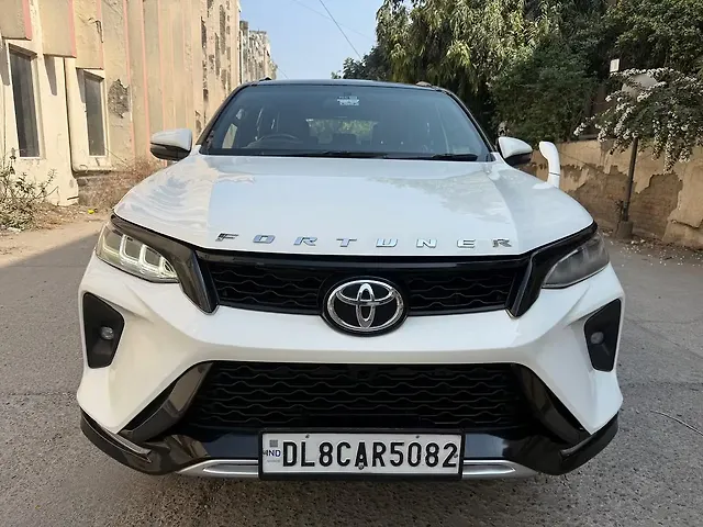 Used 2017 Toyota Fortuner in Delhi