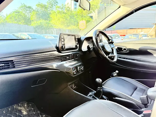 Used Hyundai i20 [2020-2023] Sportz 1.2 MT [2020-2023] in Surat