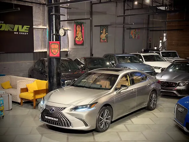 Used 2022 Lexus ES in Delhi
