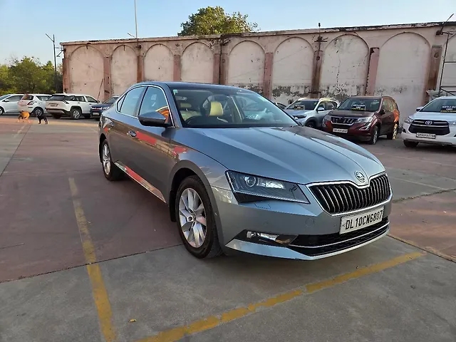Used 2020 Skoda Superb in Delhi Used 2020 Skoda Superb in Delhi