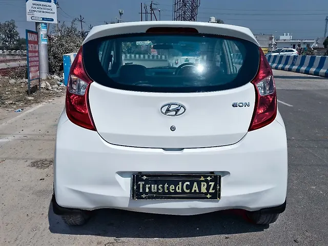 Used Hyundai Eon Sportz in Lucknow