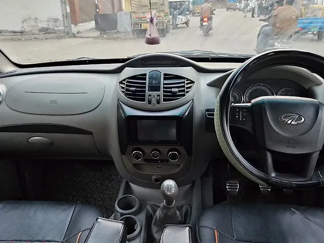 Used Mahindra NuvoSport N8 in Kanpur