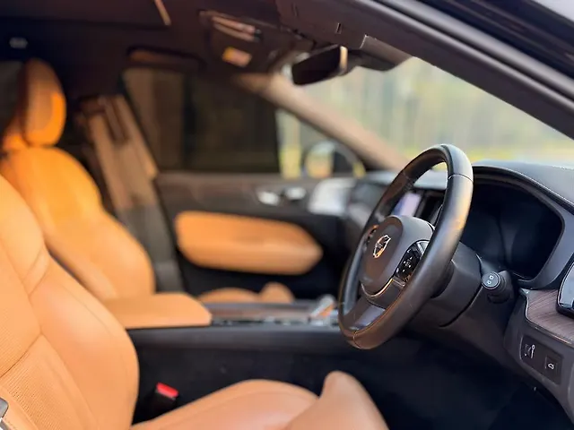 Used Volvo XC60 [2021-2022] B5 Inscription in Kochi